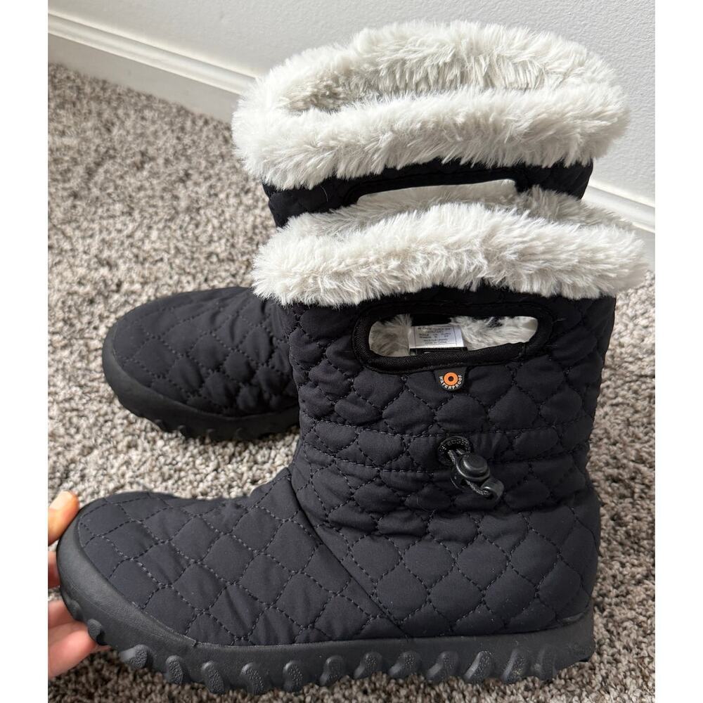 Bogs Quilted B-Moc Boot women's size 8